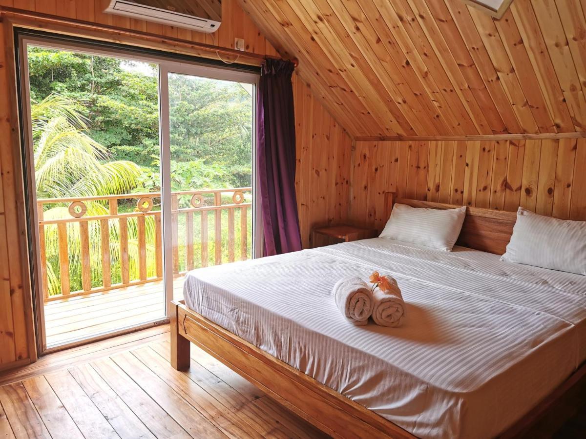 Chez Marva Grande Villa Coco 3 A 12 Personnes La Digue Eksteriør bilde